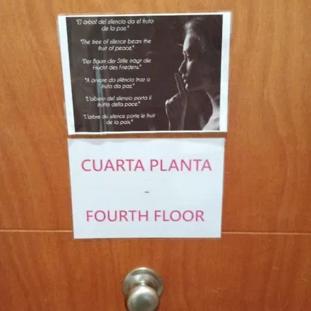 Hostel -wifi- O -no Wifi- Camino Santiago - En Pleno Centro - Centre *